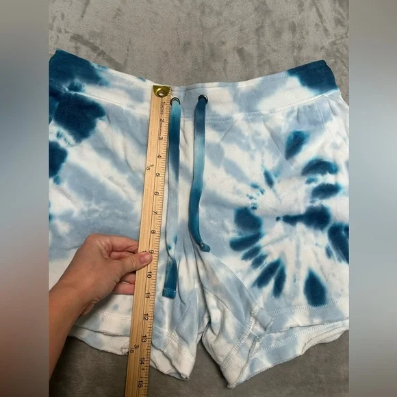 Favorite Tie Dye Shorts Women’s Large Members Mark Blue White Drawstring Sweat - Picture 7 of 8